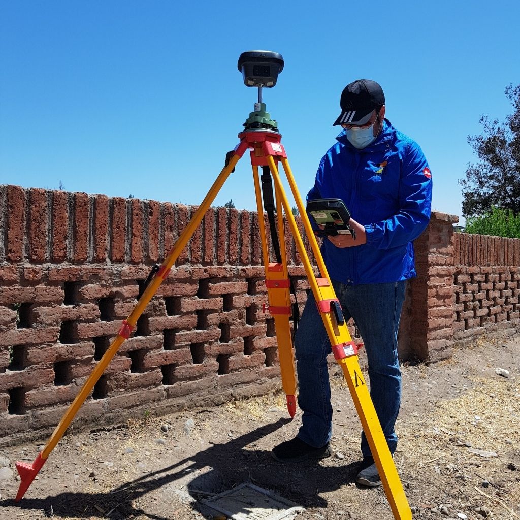 Levantamiento topográfico de detalle para proyecto plaza Pirque, sector Pirque. - 5